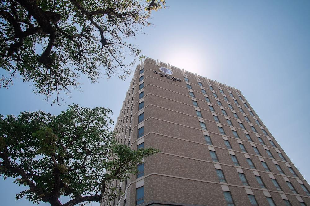 Doubletree By Hilton Naha Hotel Kültér fotó