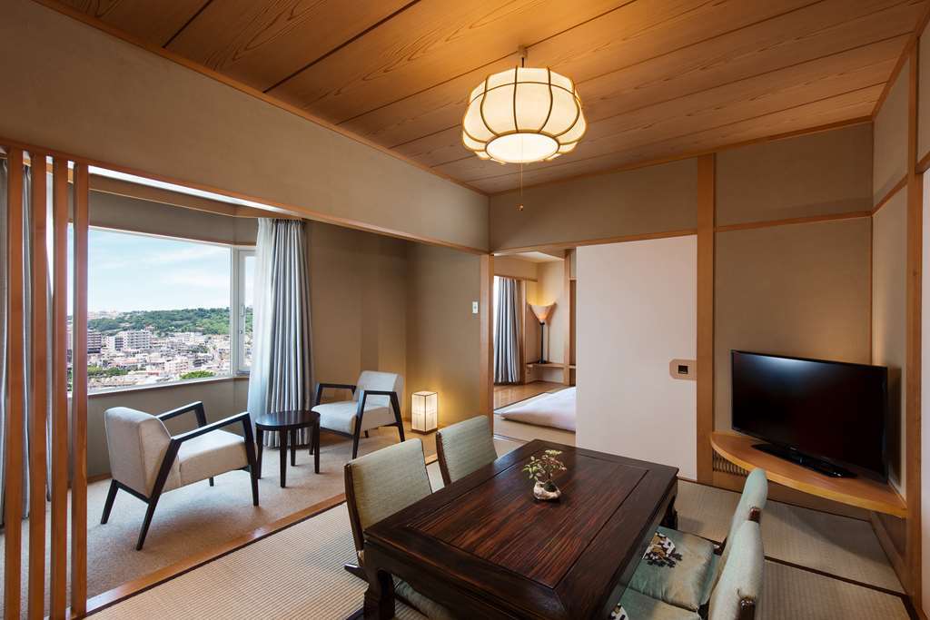Doubletree By Hilton Naha Hotel Szoba fotó